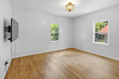 25 Roger Street Lewiston ME 04240