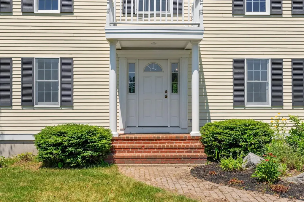 51 Oldfield Road Yarmouth ME 04096