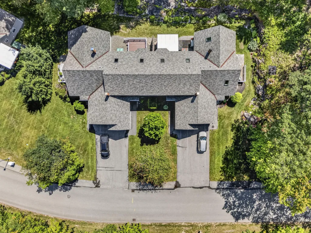 22 Granite Hill Drive Topsham ME 04086