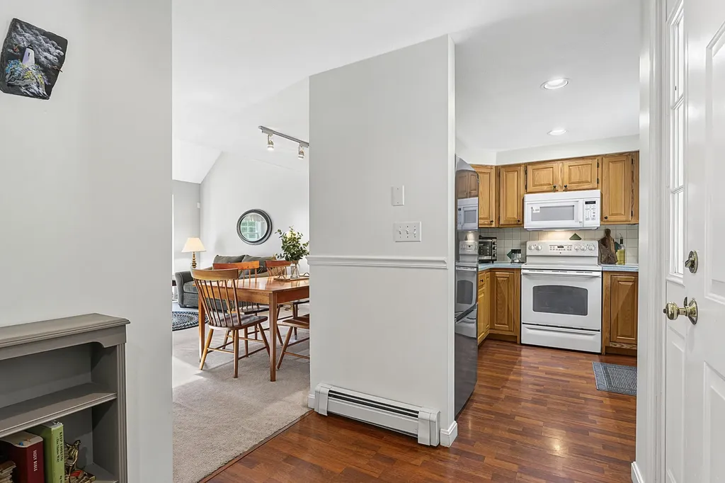 22 Granite Hill Drive Topsham ME 04086