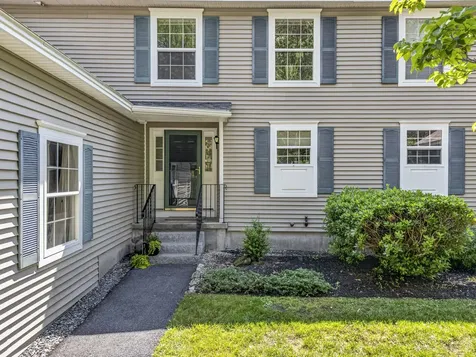 22 Granite Hill Drive Topsham ME 04086
