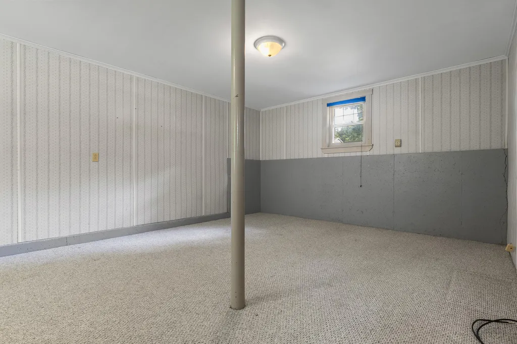 84 Plaza Drive Sanford ME 04073