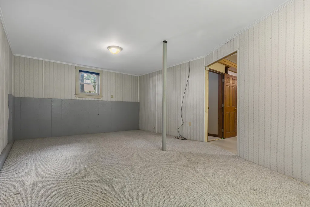84 Plaza Drive Sanford ME 04073