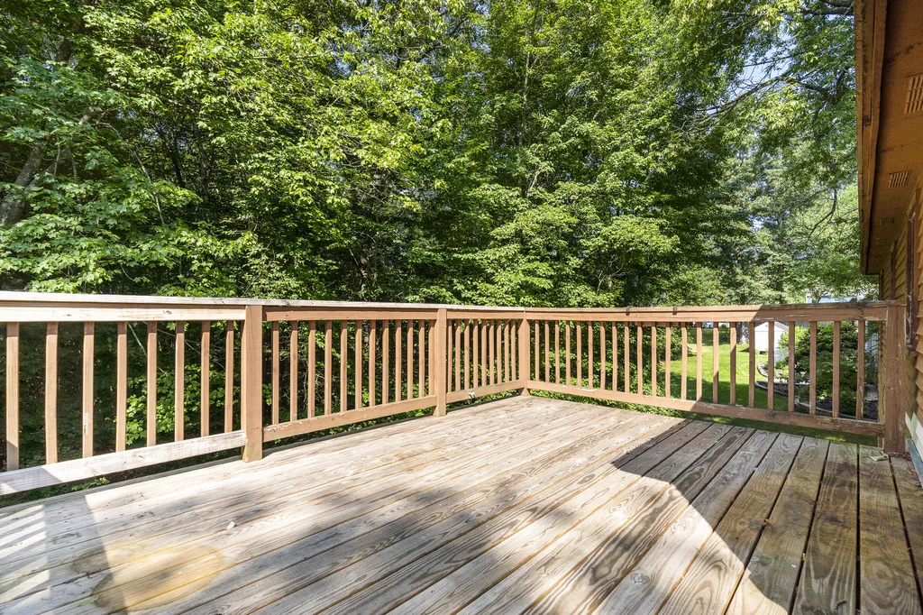 84 Plaza Drive Sanford ME 04073
