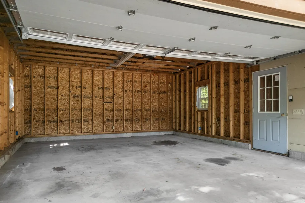 84 Plaza Drive Sanford ME 04073