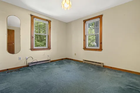 84 Plaza Drive Sanford ME 04073