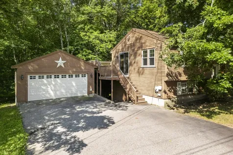 84 Plaza Drive Sanford ME 04073