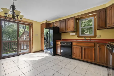 84 Plaza Drive Sanford ME 04073