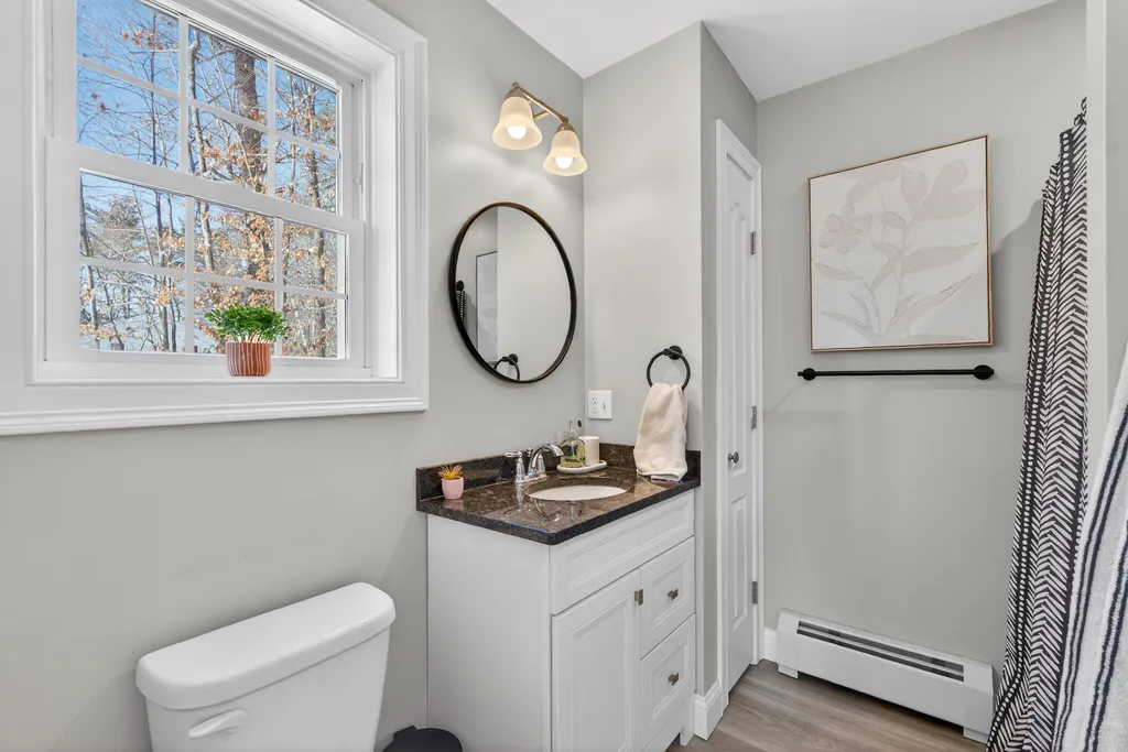 11 Bates Lane Windham ME 04062