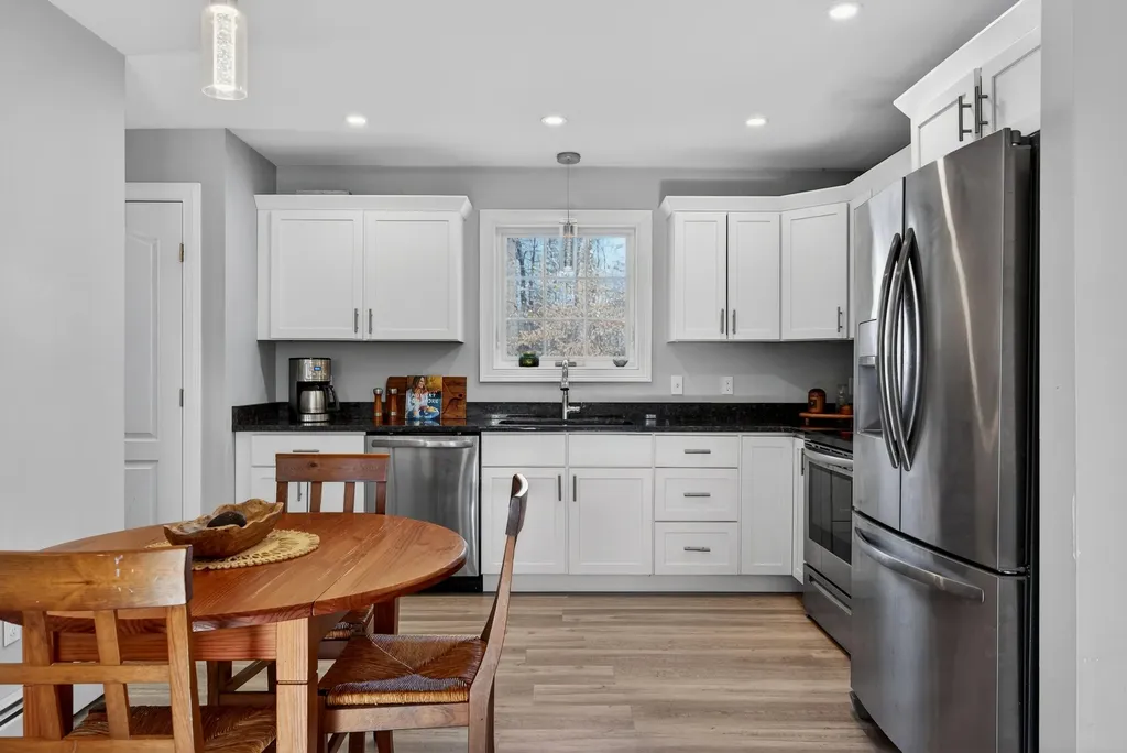 11 Bates Lane Windham ME 04062