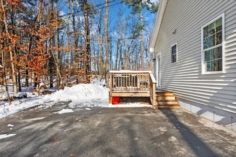 11 Bates Lane Windham ME 04062
