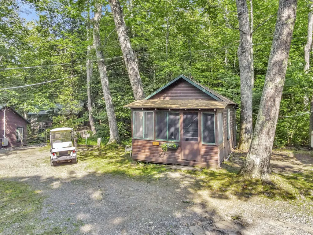 103 Taylor Woods Road Belgrade ME 04917