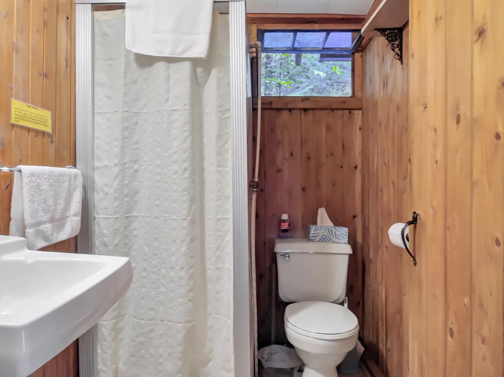 103 Taylor Woods Road Belgrade ME 04917
