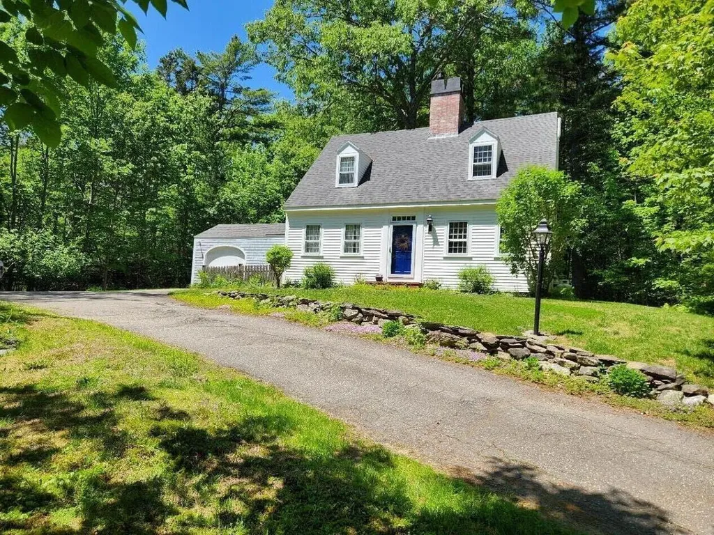 78 Old County Road Damariscotta ME 04543