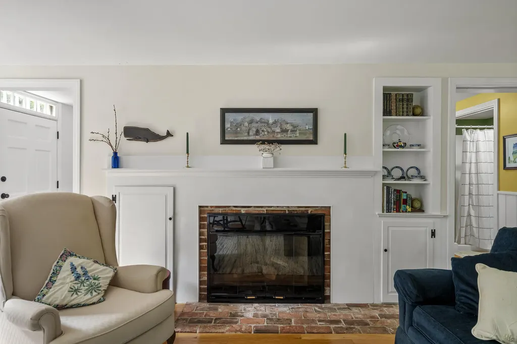 78 Old County Road Damariscotta ME 04543
