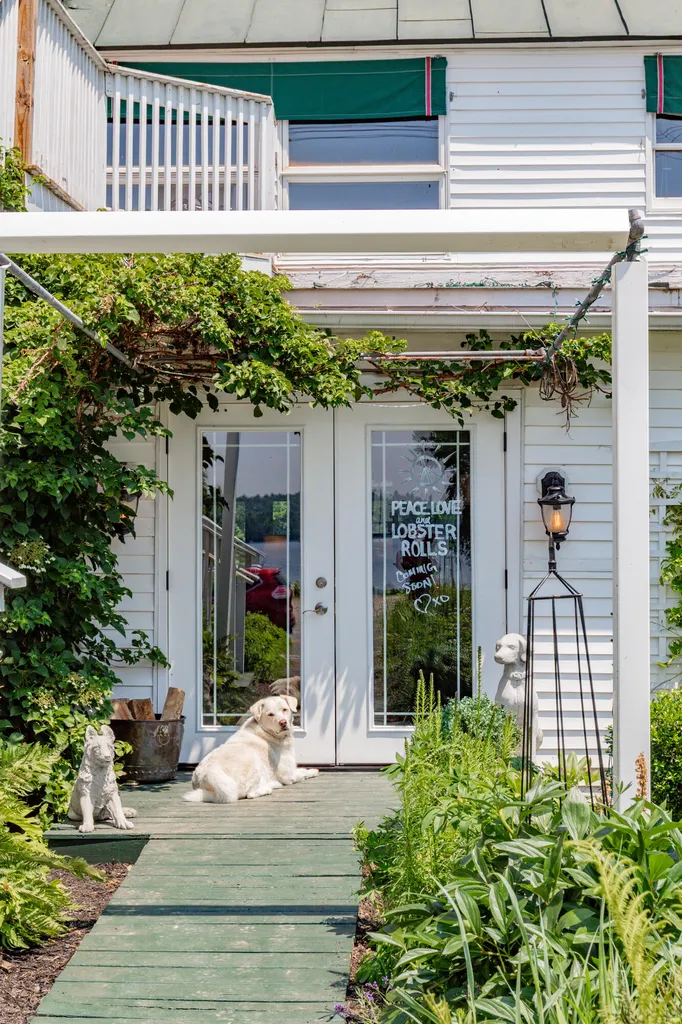 157 Main Street Belgrade ME 04918