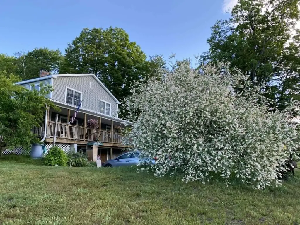 136 Station Road Hebron ME 04238