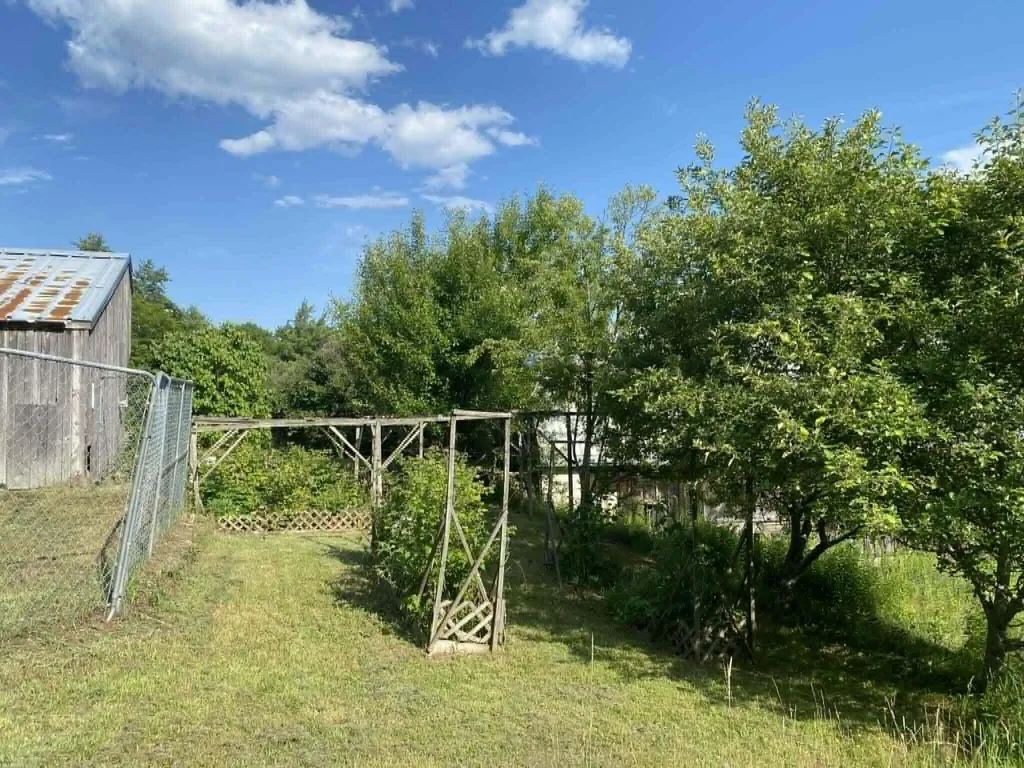 136 Station Road Hebron ME 04238