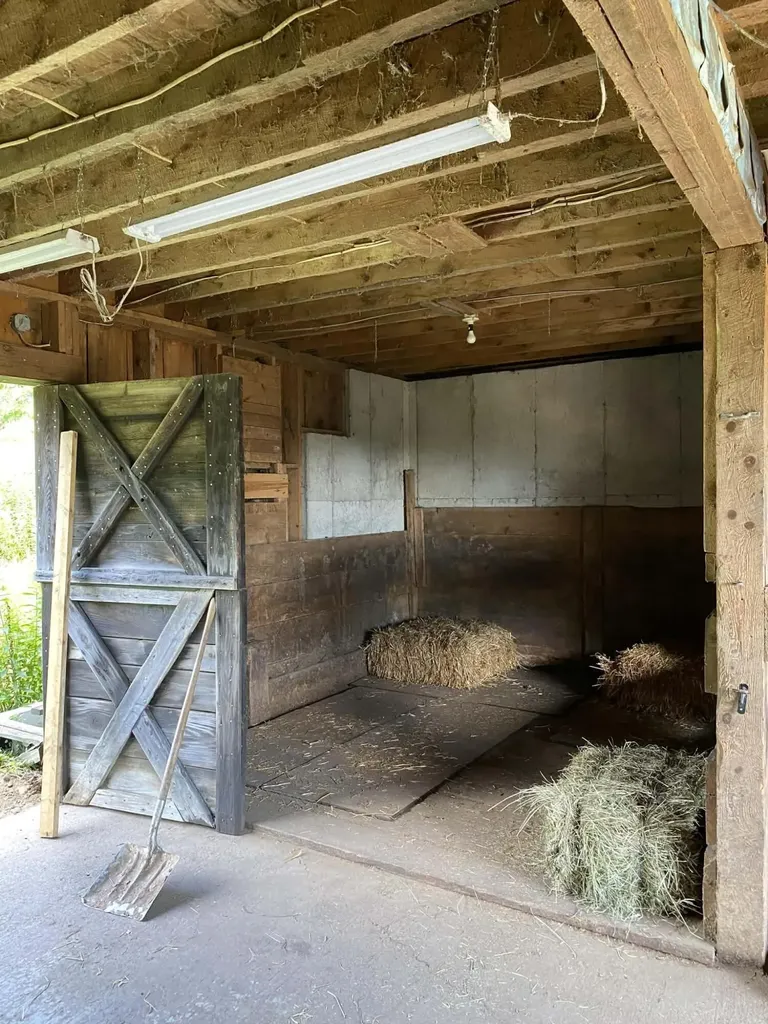 136 Station Road Hebron ME 04238