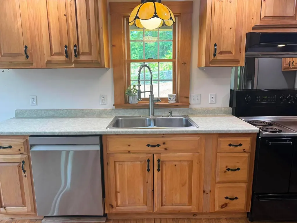 136 Station Road Hebron ME 04238