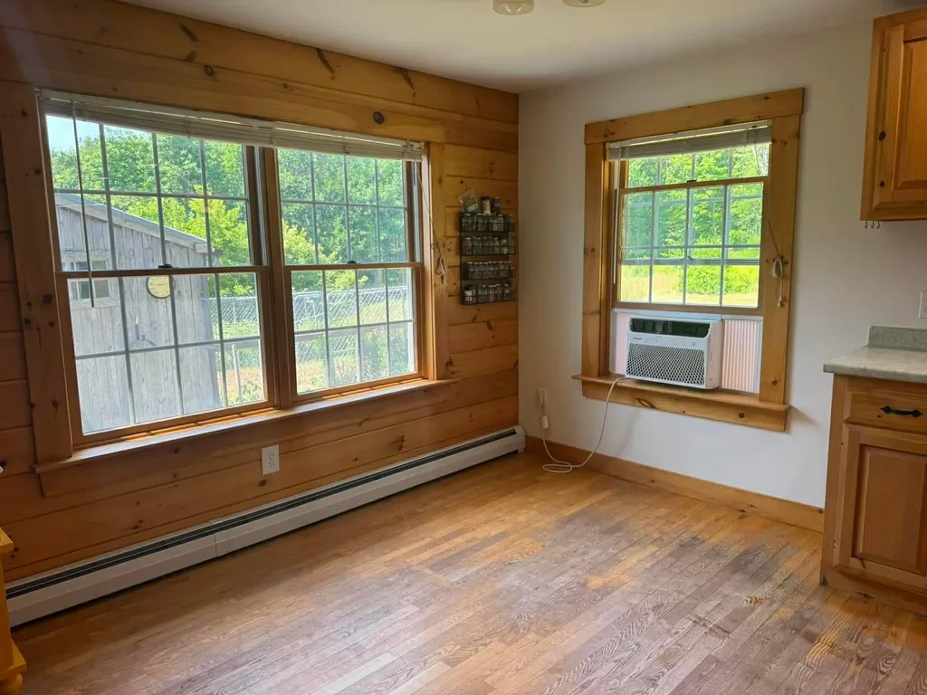 136 Station Road Hebron ME 04238