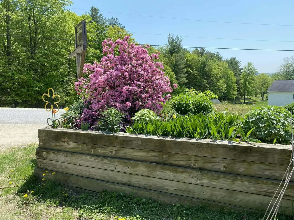 136 Station Road Hebron ME 04238