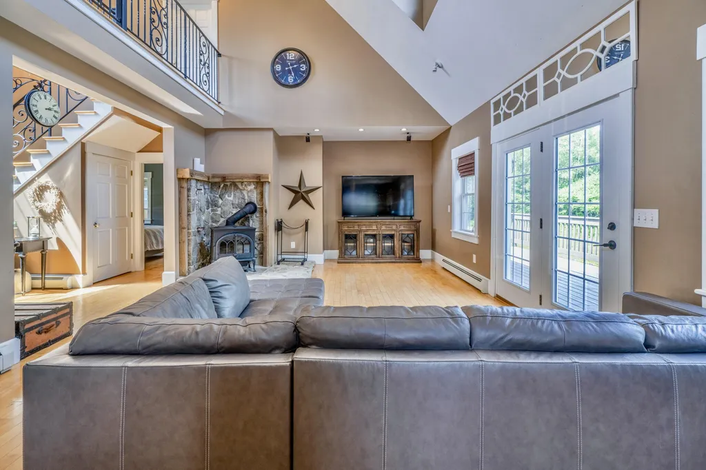 89 Kenney Road Knox ME 04986