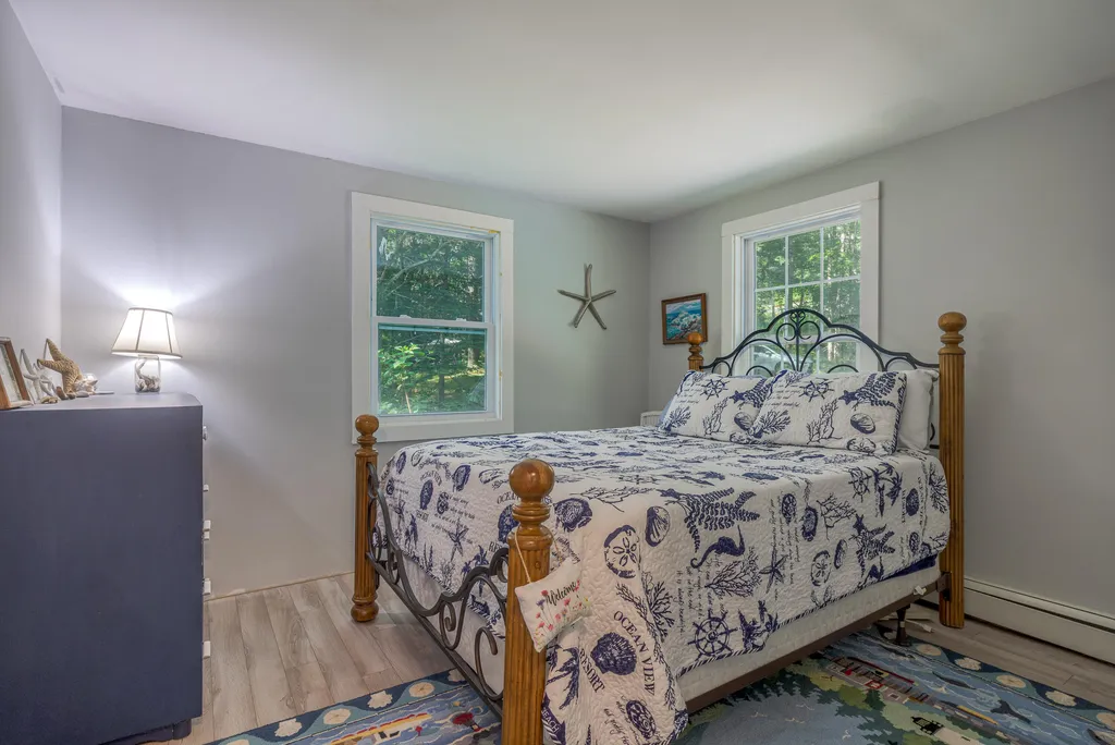 2211 U.s. 1 Sullivan ME 04664