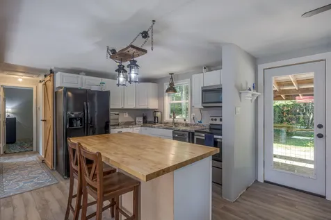 2211 U.s. 1 Sullivan ME 04664