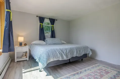 2211 U.s. 1 Sullivan ME 04664