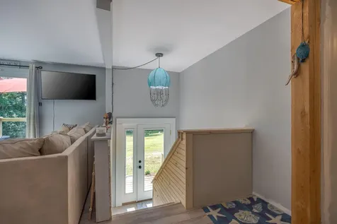 2211 U.s. 1 Sullivan ME 04664