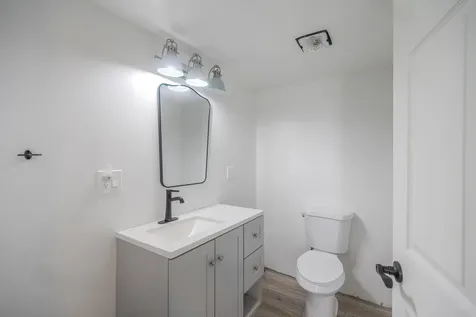 2211 U.s. 1 Sullivan ME 04664