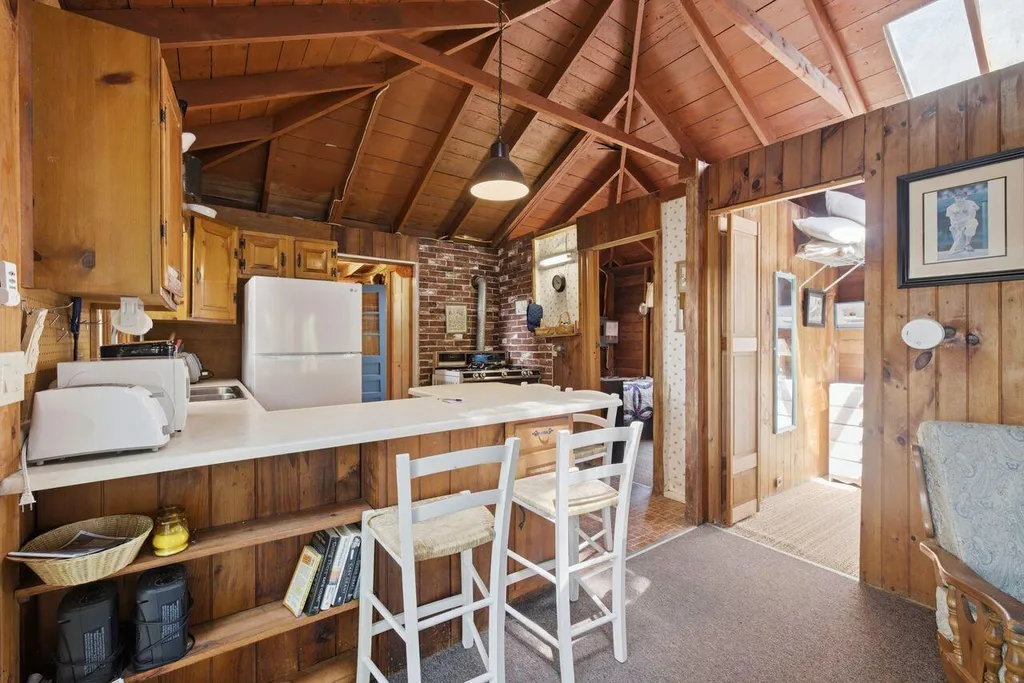 21 Haskell Avenue Raymond ME 04071