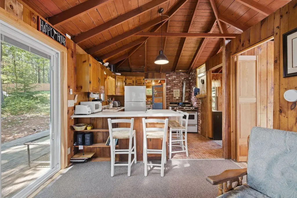 21 Haskell Avenue Raymond ME 04071