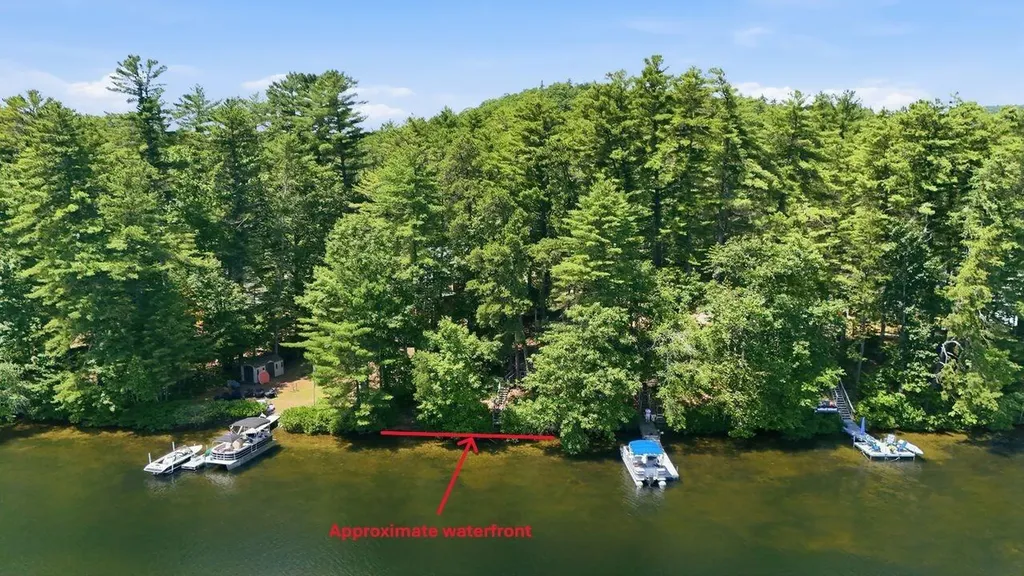 21 Haskell Avenue Raymond ME 04071