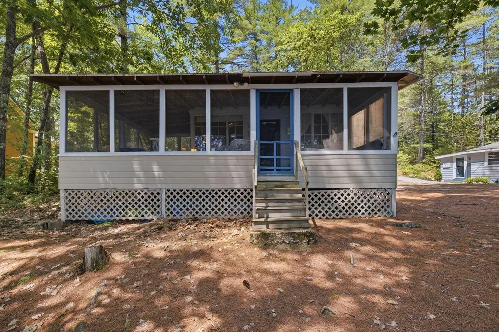 21 Haskell Avenue Raymond ME 04071