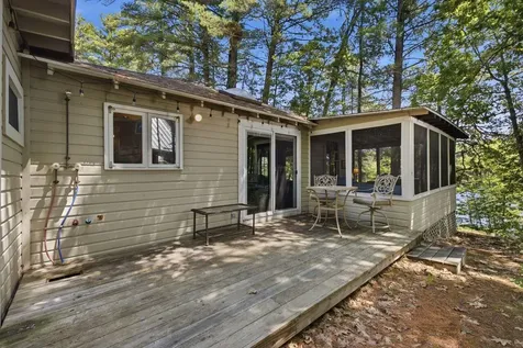 21 Haskell Avenue Raymond ME 04071