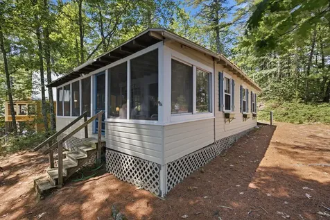 21 Haskell Avenue Raymond ME 04071