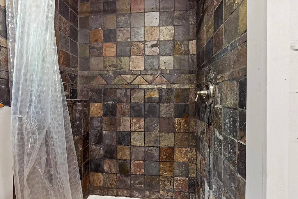39 Lobo Lane West Gardiner ME 04345