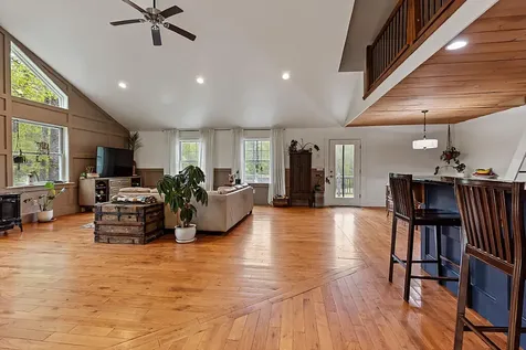 39 Lobo Lane West Gardiner ME 04345