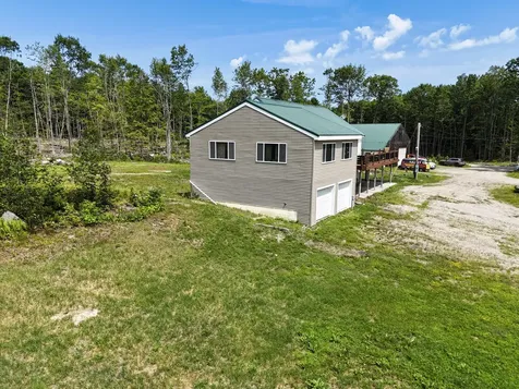 39 Lobo Lane West Gardiner ME 04345