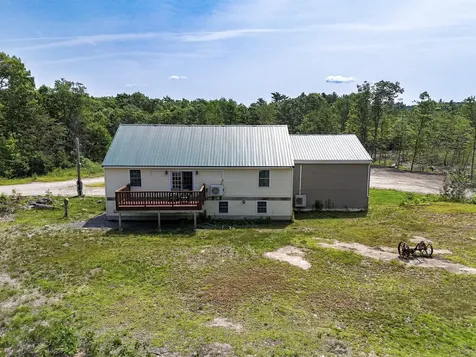 39 Lobo Lane West Gardiner ME 04345