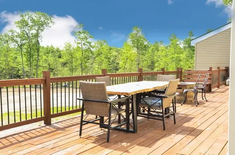 39 Lobo Lane West Gardiner ME 04345