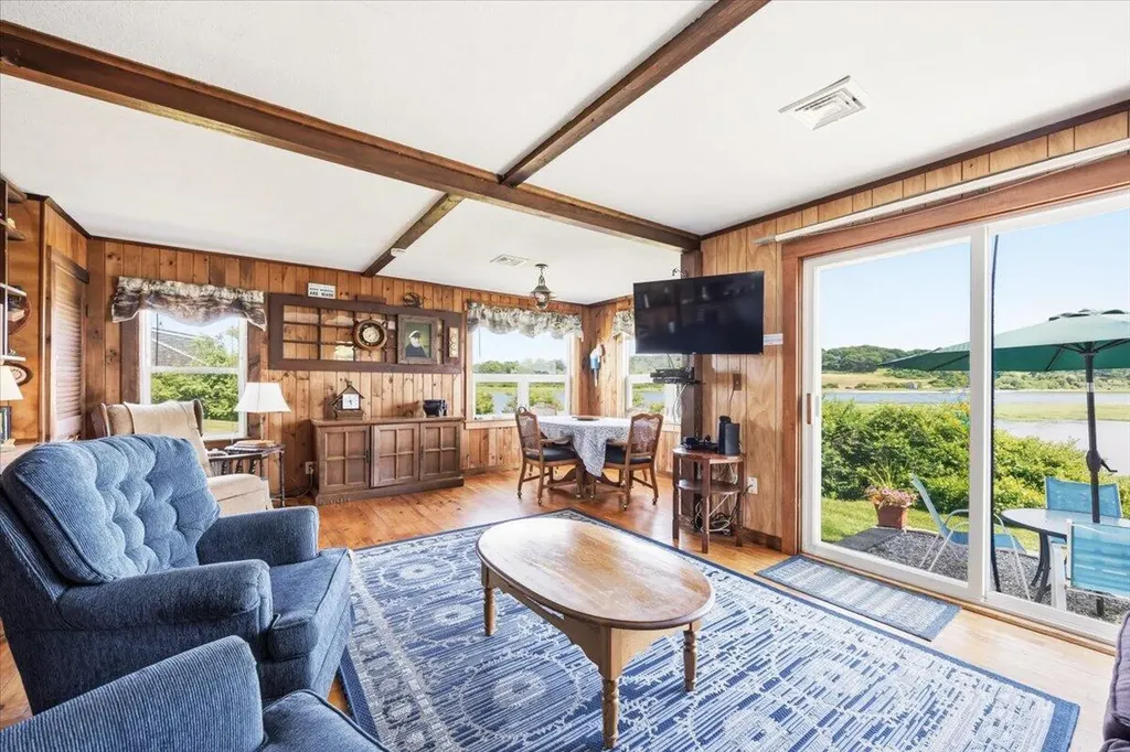 15 Harmons Island Scarborough ME 04074