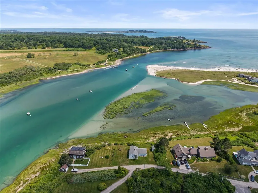 15 Harmons Island Scarborough ME 04074