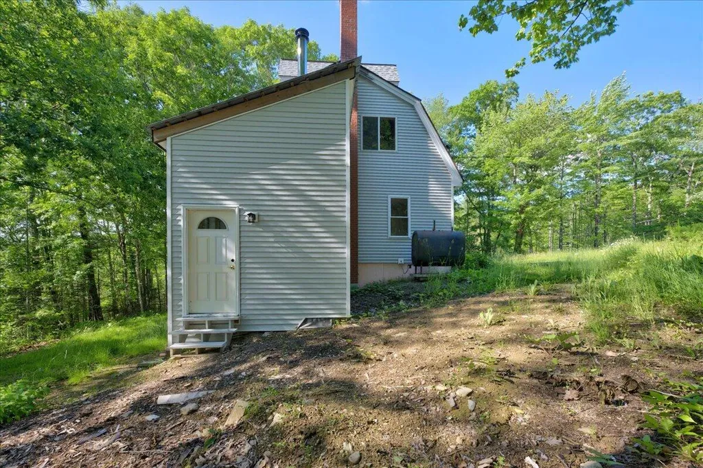 118 Toddy Pond Lane Brooks ME 04951
