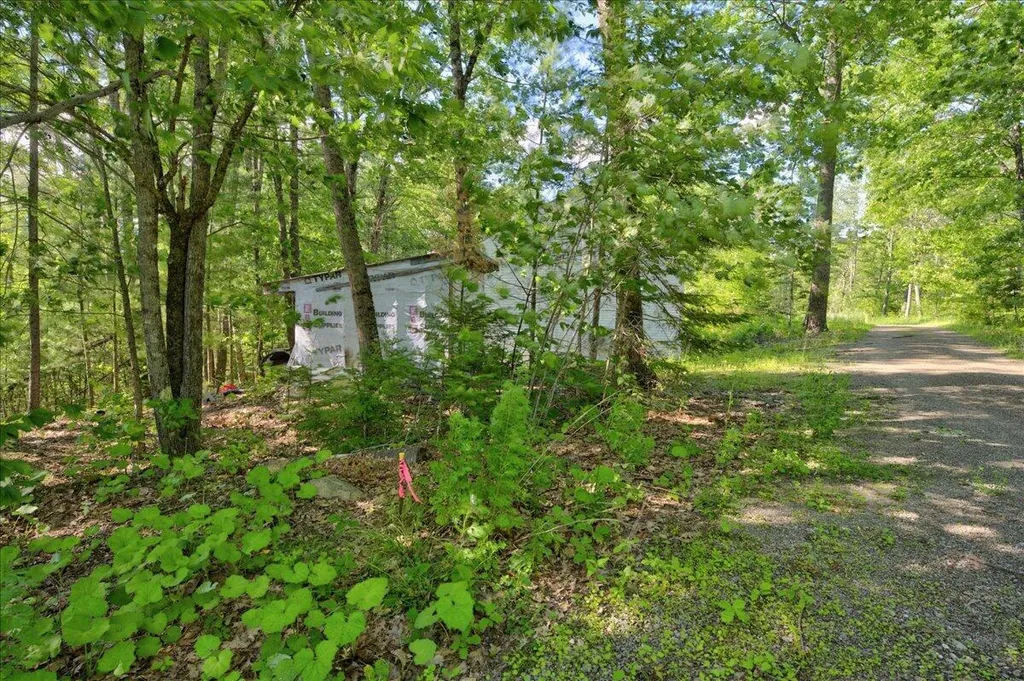 118 Toddy Pond Lane Brooks ME 04951