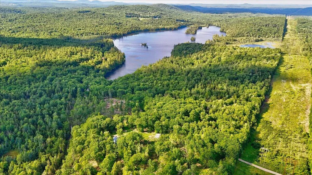 118 Toddy Pond Lane Brooks ME 04951
