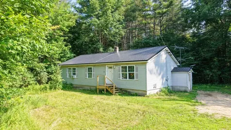 642 Stream Road Winterport ME 04496