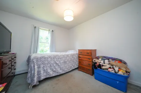 642 Stream Road Winterport ME 04496